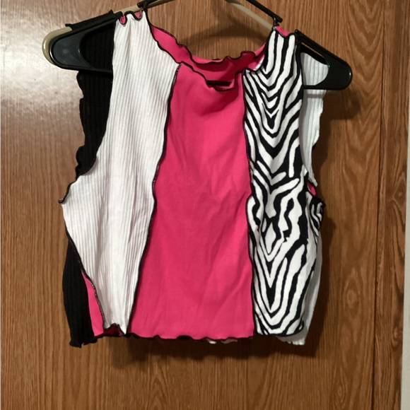 Cropped, Short SHEIN Blouses. - Picture 7 of 12